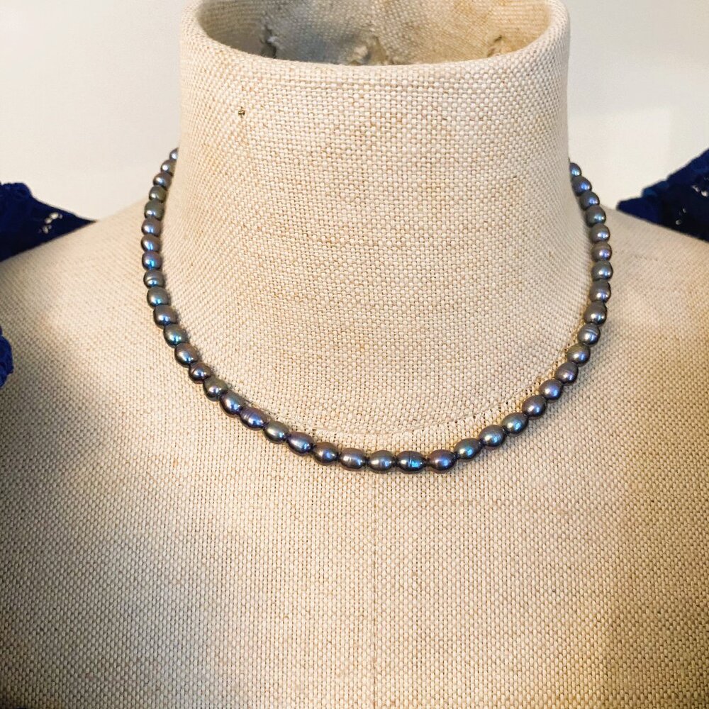 Faux Black Pearl Necklace